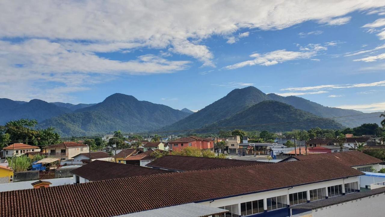 Apartamento com piscina em Ubatuba perto da praia Exterior foto